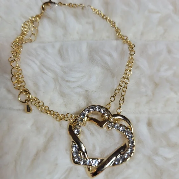 Sparkling Gold Heart Bracelet with Crystals Jewelry - Picture 4 of 7